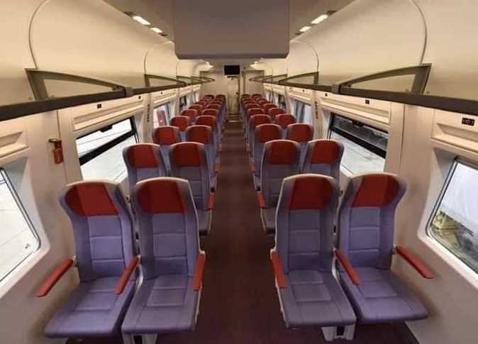 قطار التالجو الدرجه التانيه